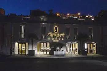Hotel Melqart 3*