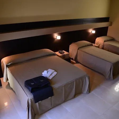 Hotel Melqart 3*