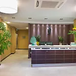 ホテル Melqart 3*