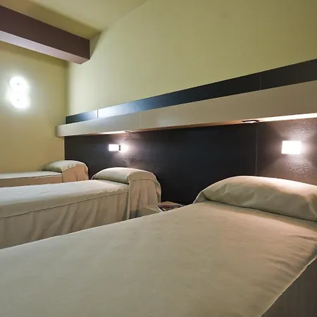 Hotel Melqart 3*